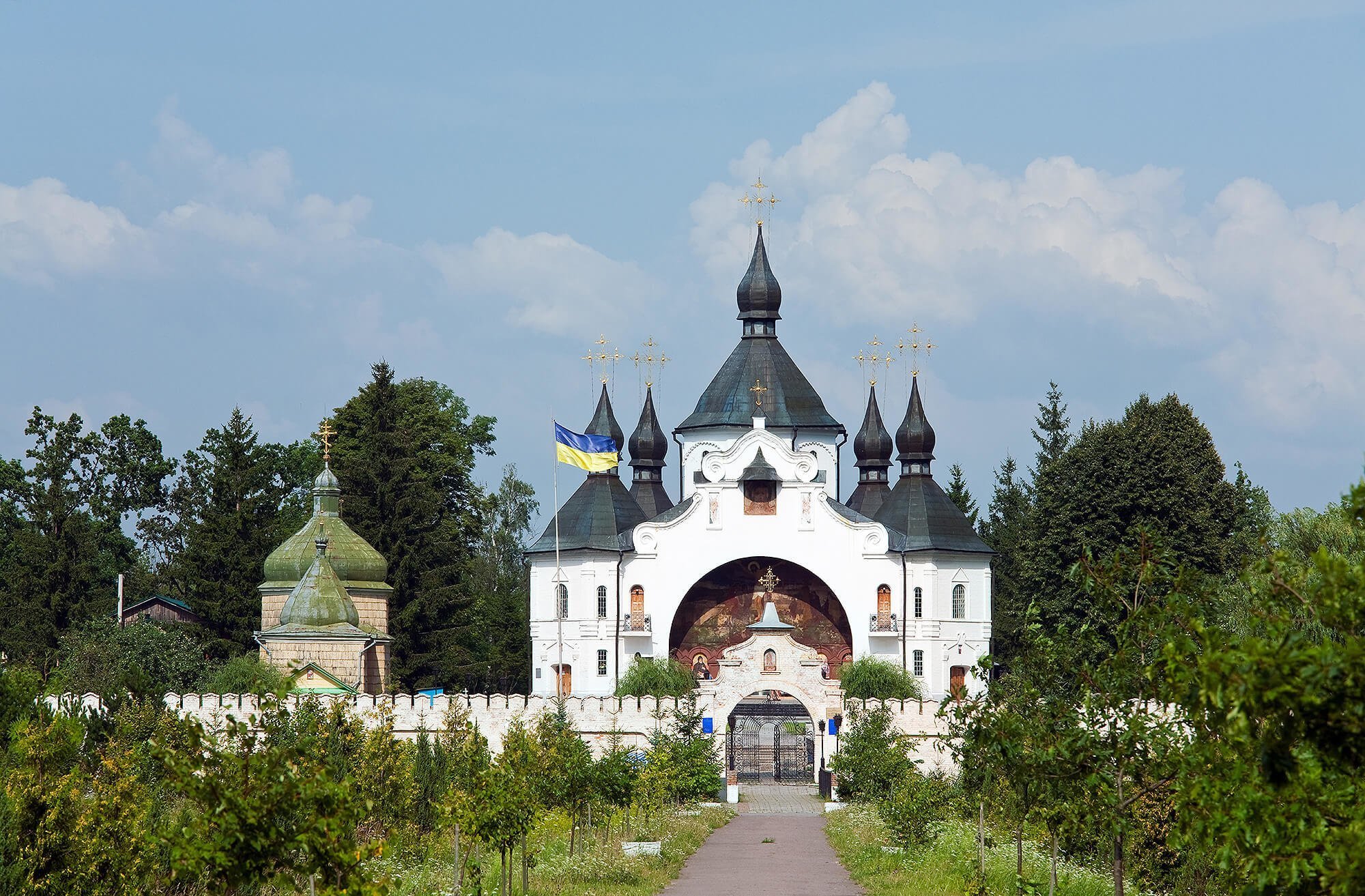 7. БЕРЕСТЕЧКО – ПІКНІК БІЛЯ ХРІННИКІВ*